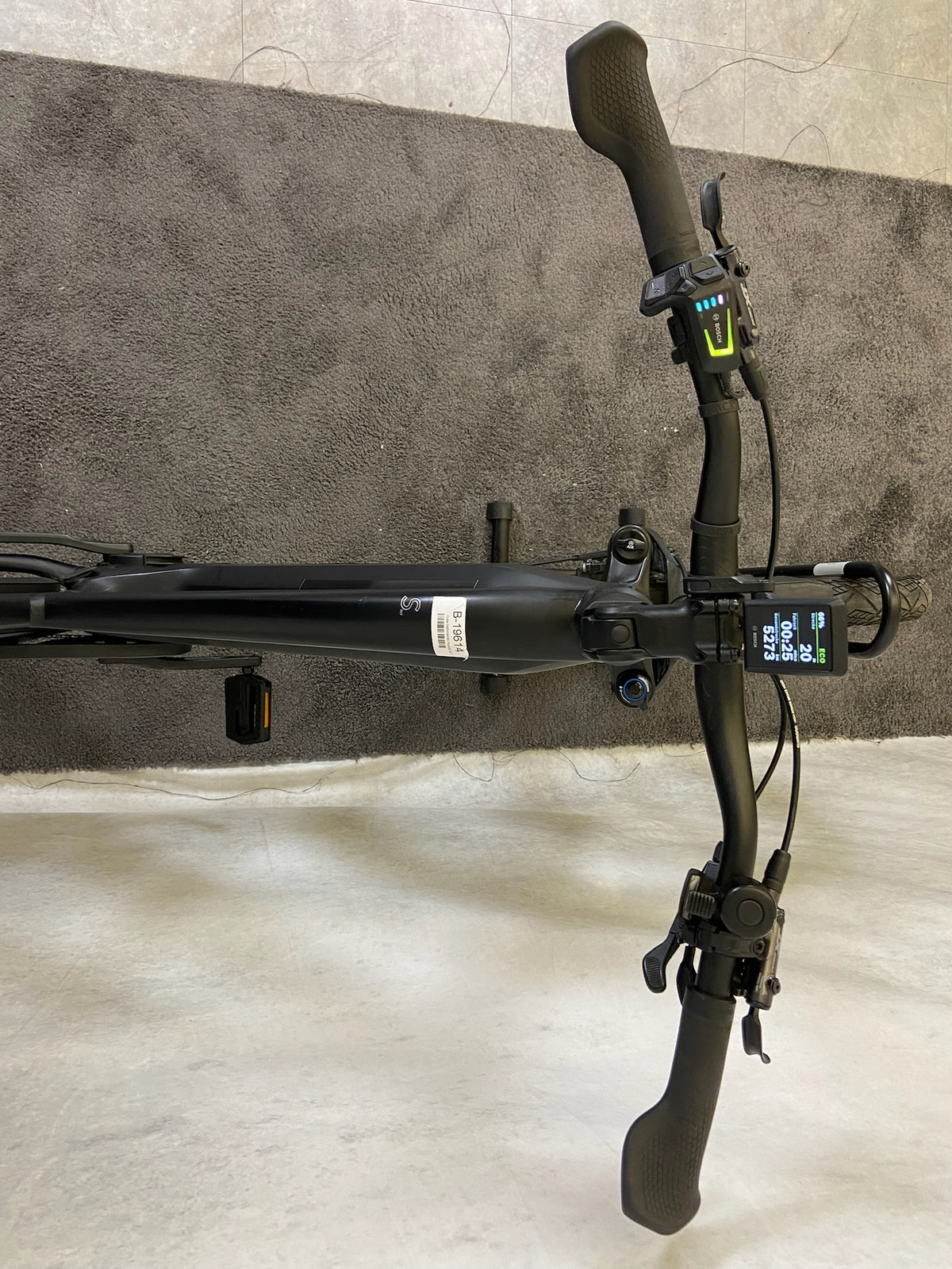 Cube Kathmandu Hybrid SLT