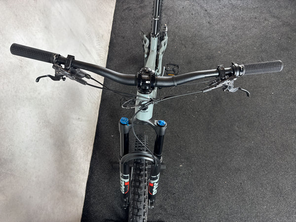 Pivot Shuttle SL Ride