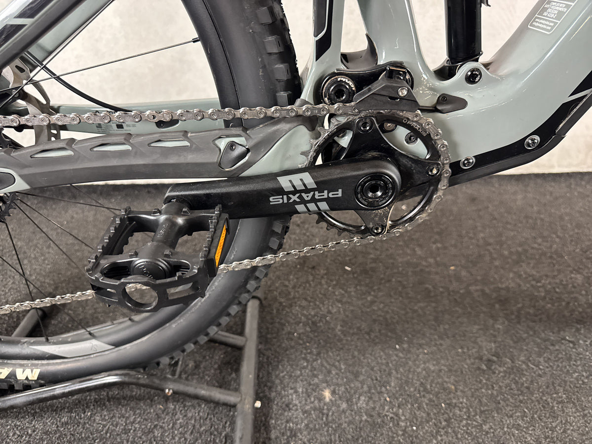 Bifoco — motor_rechts