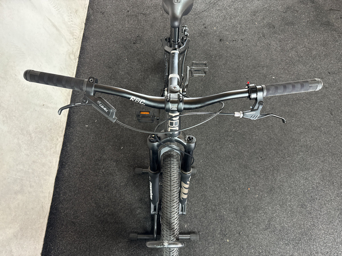 Bifoco — cockpit_von_vorne
