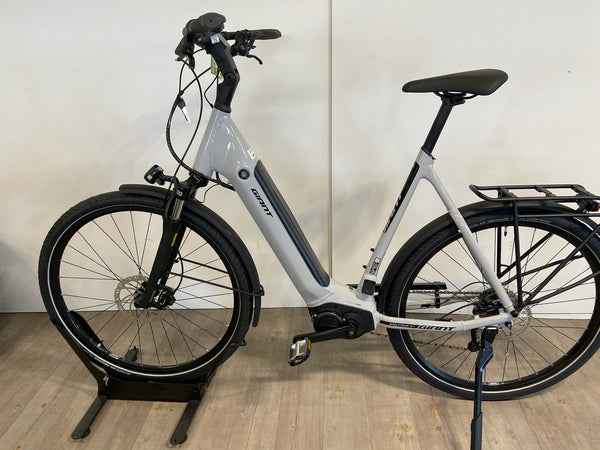 Giant DailyTour E+ 3