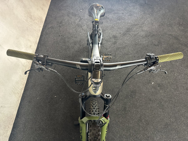 Centurion No Pogo F3000i