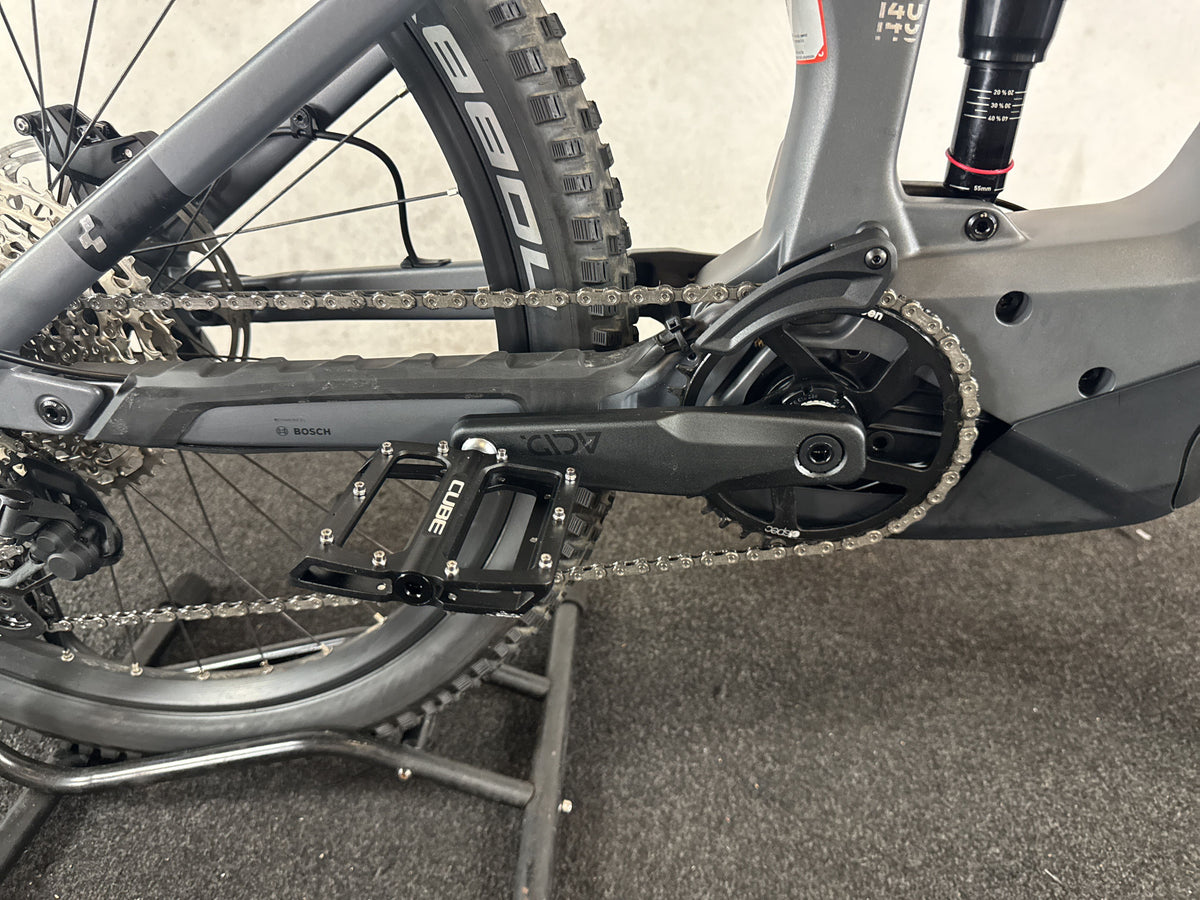 Bifoco — motor_rechts