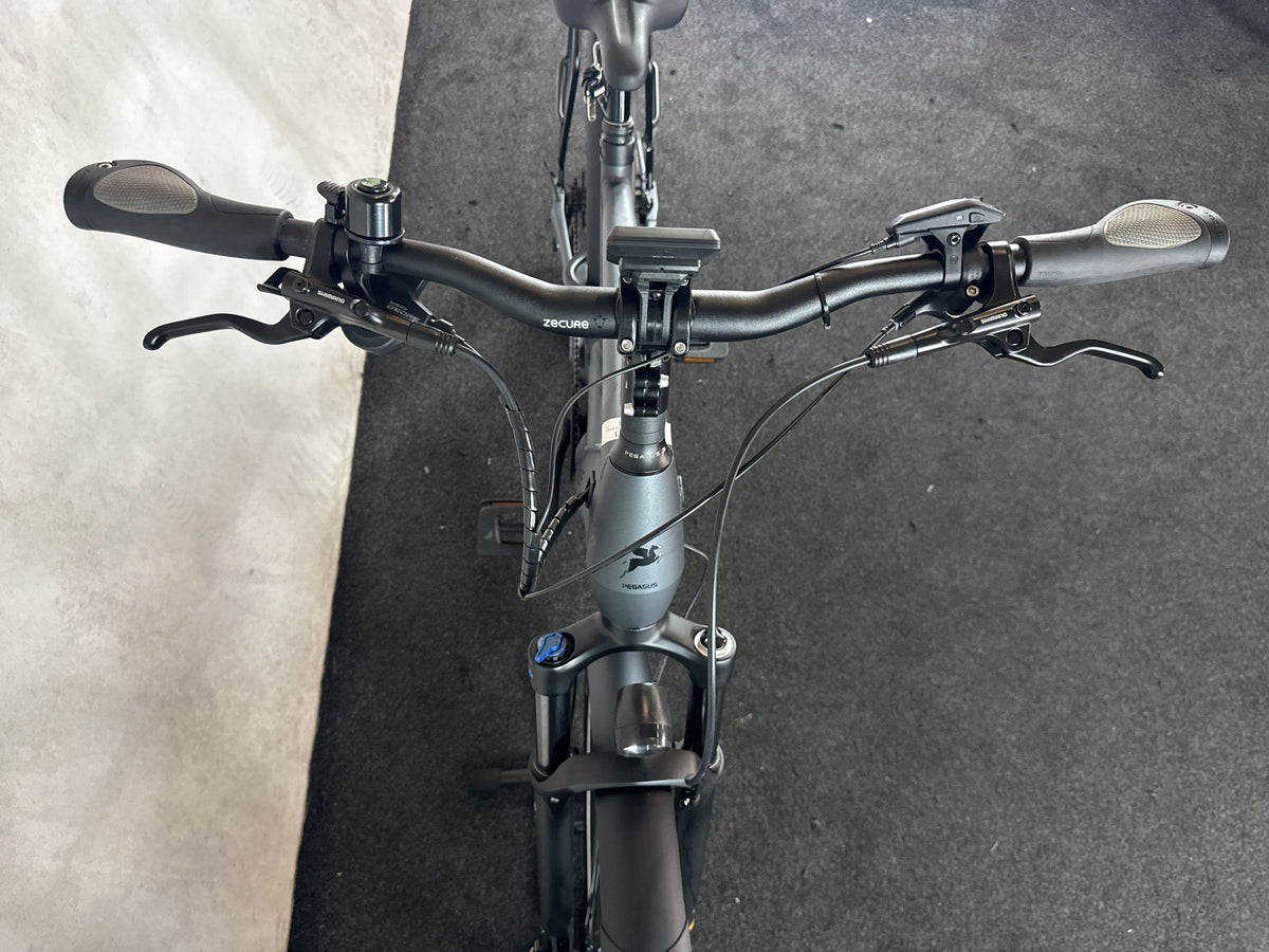 Bifoco — cockpit_von_vorne