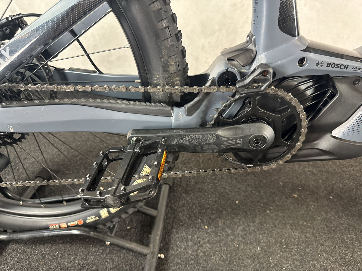 Bifoco — motor_rechts