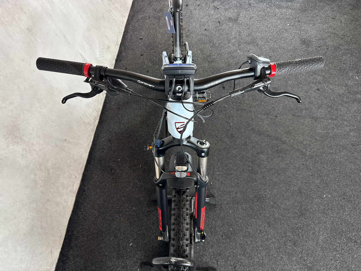 Bifoco — cockpit_von_vorne