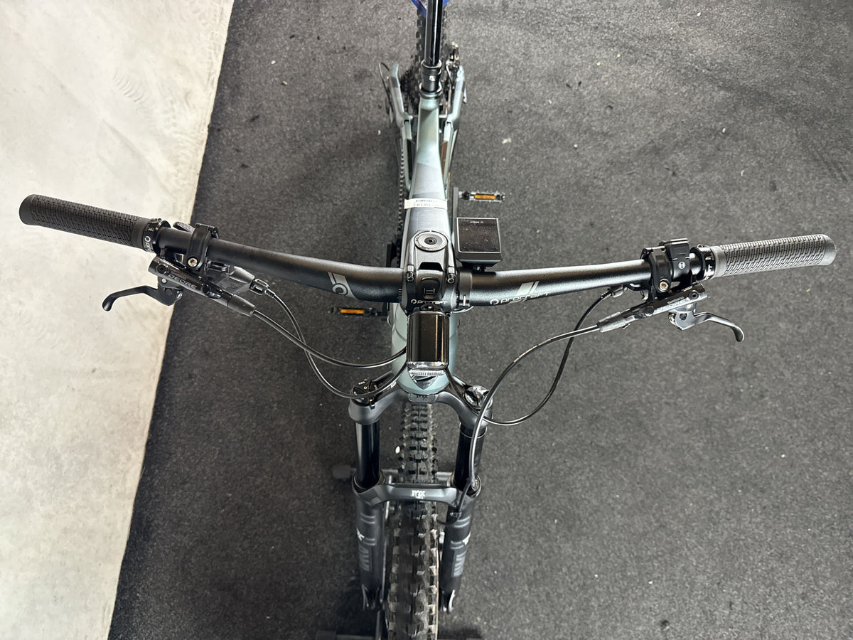 Bifoco — cockpit_von_vorne