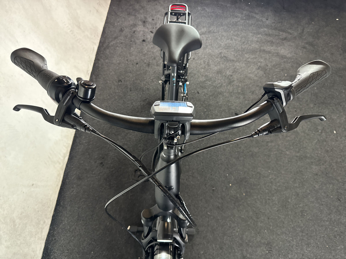 Bifoco — cockpit_von_vorne
