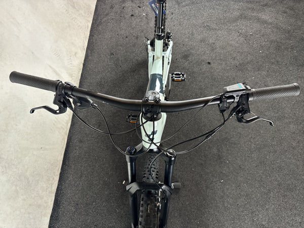 CUBE Stereo Hybrid 140 HPC Pro 750